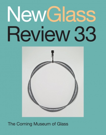 New Glass Review 33
