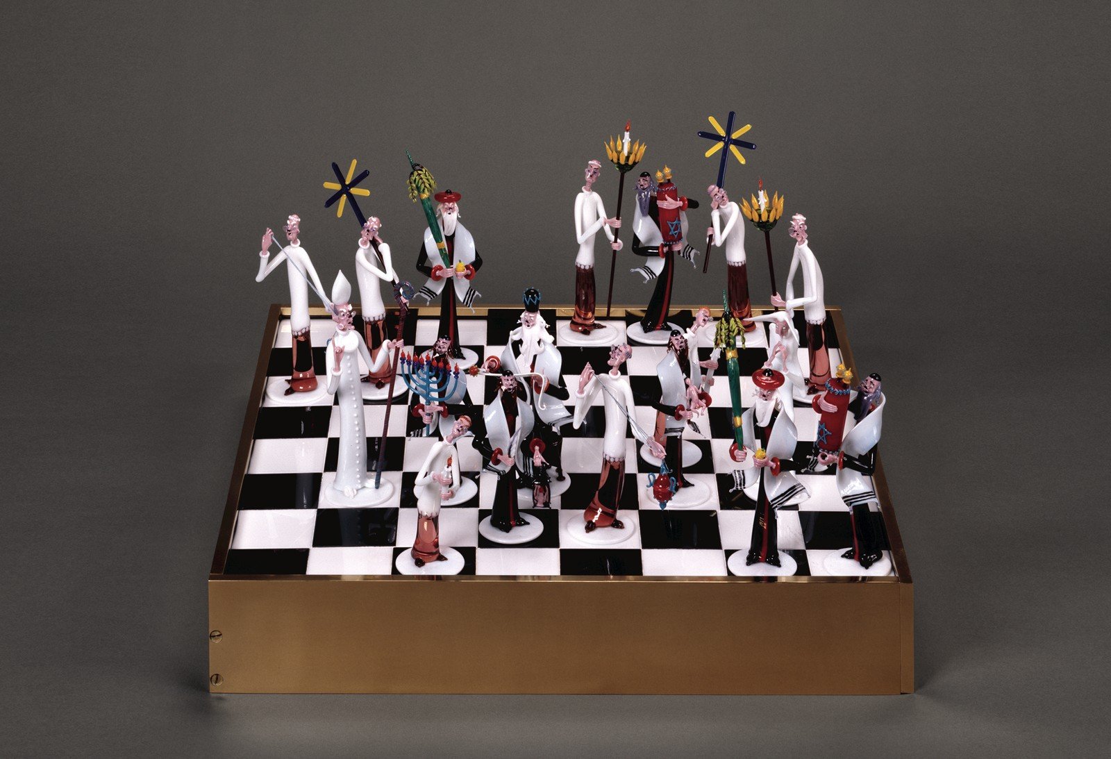 Stylish Chess Set Pieces Modeled After Iconic NYC Architecture